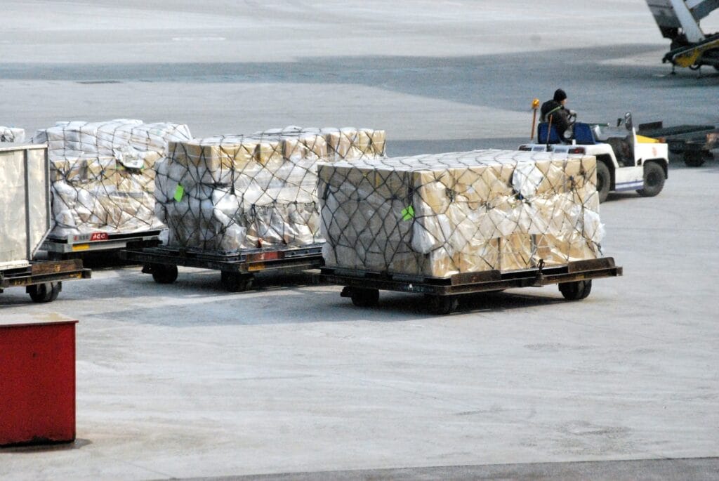 Harga Air Freight Malaysia